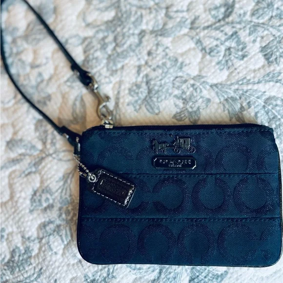 Coach Navy Blue Sparkle Signature Corner Zip Wristlet - Picture 3 of 10
